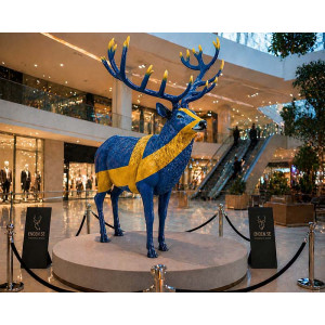 Stor Kronhjort 224 cm – Majestätisk 3D Glasfiber Skulptur för Reklam & Display