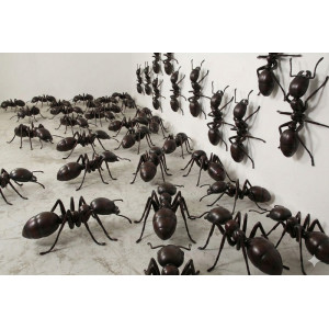 Jättemyra 120 cm – Realistisk 