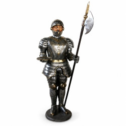 Riddare med Hillebard & Serveringsbricka i Naturlig Storlek (177 cm)