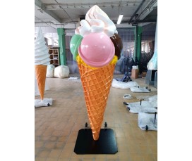 STOR GLASS 205 CM MED KULOR OCH TOPPING  