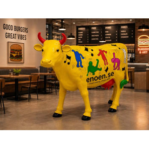 Stor popart ko i naturlig storlek – glasfiber reklamko