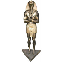 Ramzes Skulptur