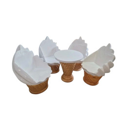 Komplett Inredning Glasscafé: Bord & Stolar i Glassdesign