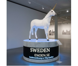 Enhörning i Glasfiber – Naturlig Storlek Skulptur