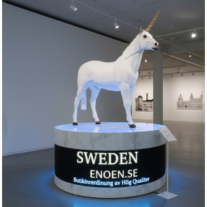 Enhörning i Glasfiber – Naturlig Storlek Skulptur