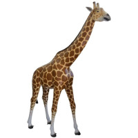 GIRAFF SKULPTUR I NATURLIG STORLEK 320 CM 