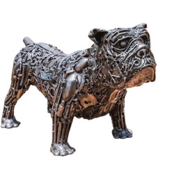 BULLDOG SKULPTUR I METALL 55 CM TILLVERKAD AV ÅTERVUNNEN SKROT AV BILAR MOPEDER CYKLAR 