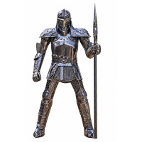 Skulptur Riddare i Återvunnen Metall 220 cm – Unik Skrotkonst & Blickfång