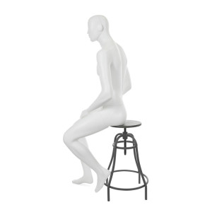 Sittande Skyltdocka Herr med Utbytbar Ansikte – Elfenbensvit Matt