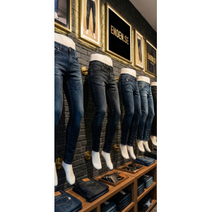 Böjt Skyltdocka Ben Herr – Väggmonterat, Vit Okrossbar Plast Böjt Skyltdocka Ben Herr – Väggmonterat, Vit Okrossbar Plast