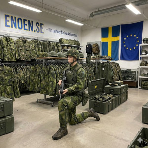 Ledad Skyltdocka Herr "Museum" – Flexibel för Militär, MC & Sport Ledad Skyltdocka Herr "Museum" – Flexibel för Militär, MC & Sport